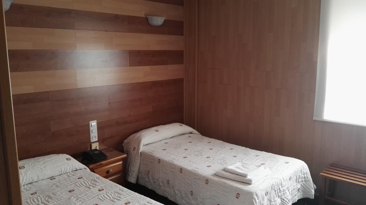 Hotel La Mina Puertollano Extérieur photo