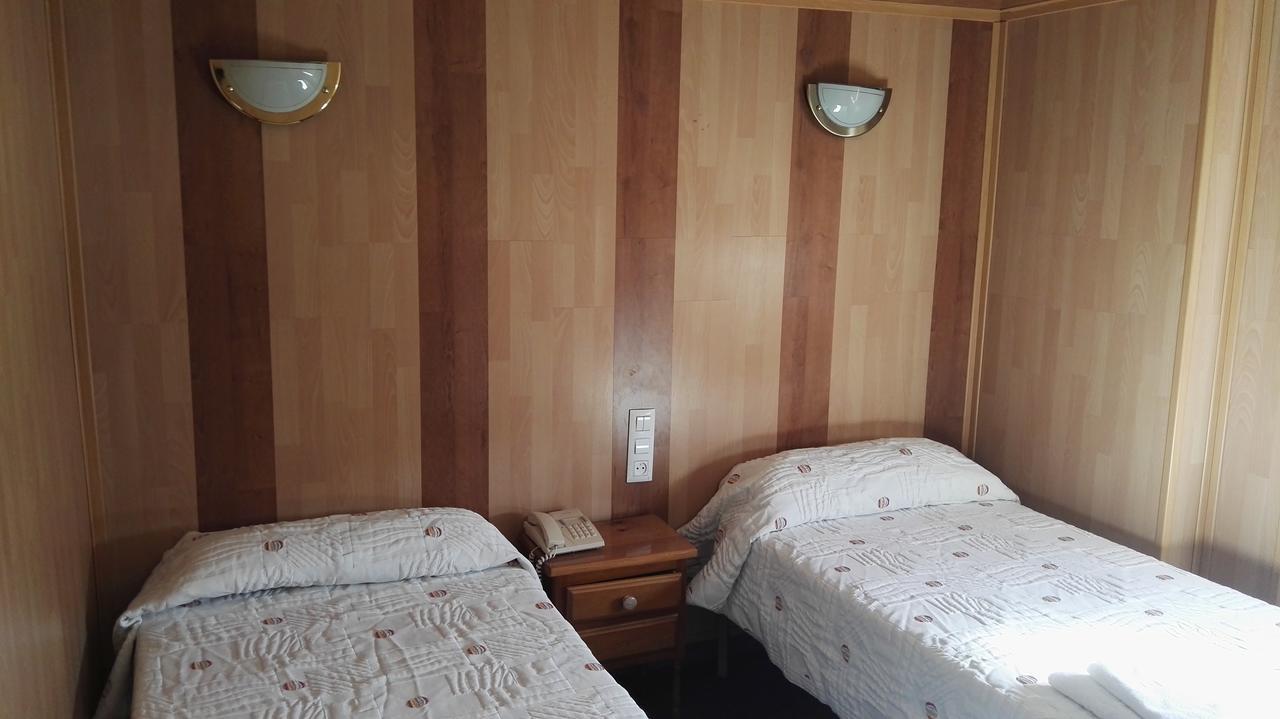 Hotel La Mina Puertollano Extérieur photo